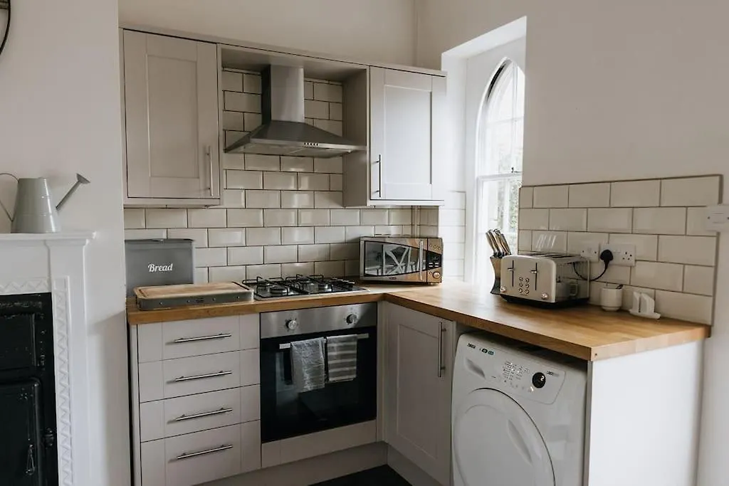 High Saint Cottage - Stunning 3 Bed Accommodation Located In Ripon, North Yorkshire Vakantiehuis