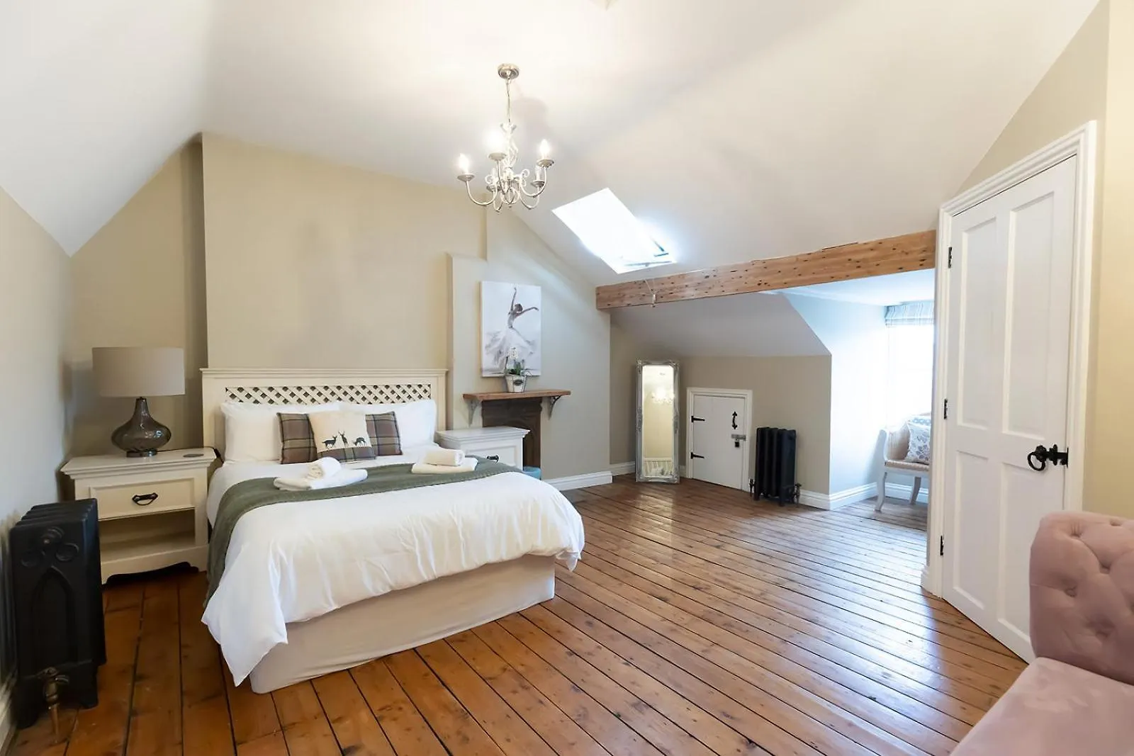 High Saint Cottage - Stunning 3 Bed Accommodation Located In Ripon, North Yorkshire Ripon