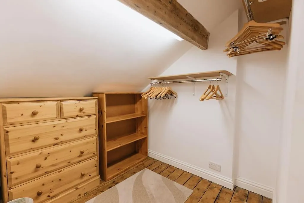High Saint Cottage - Stunning 3 Bed Accommodation Located In Ripon, North Yorkshire Ripon