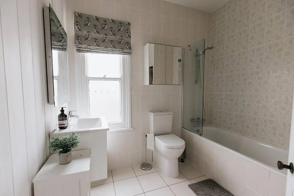 High Saint Cottage - Stunning 3 Bed Accommodation Located In Ripon, North Yorkshire 0*, Ripon